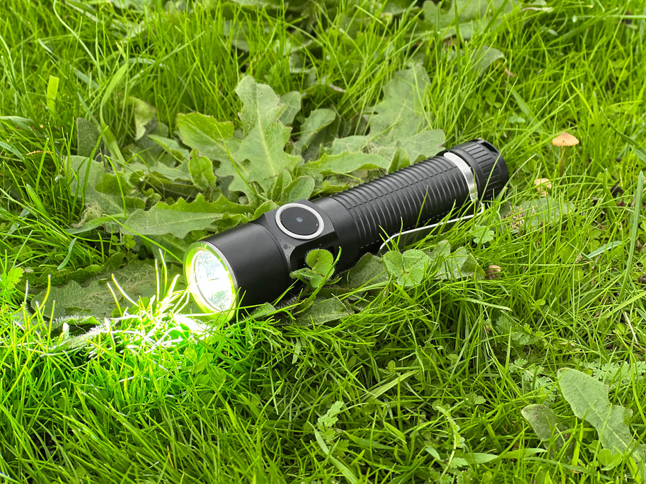 TAKLITE LUNA 2100 Lumen LED Flashlight